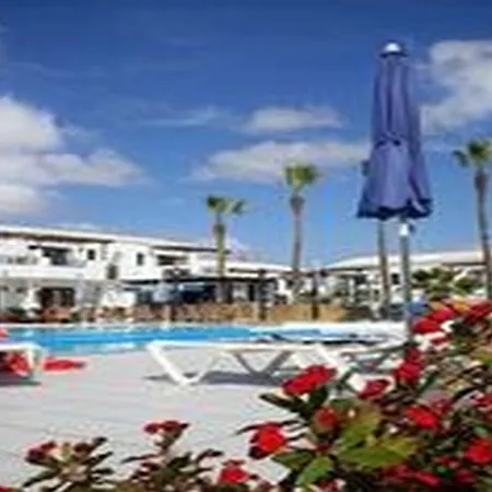 蓝色广场酒店 2*