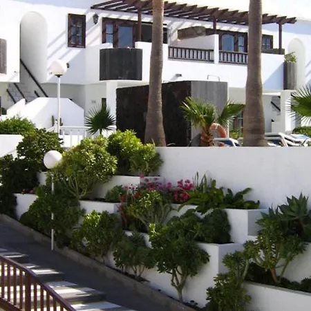 Plaza Azul Puerto del Carmen (Lanzarote)