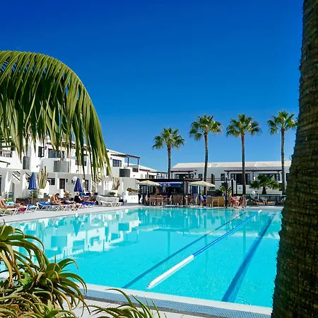 蓝色广场酒店 2*